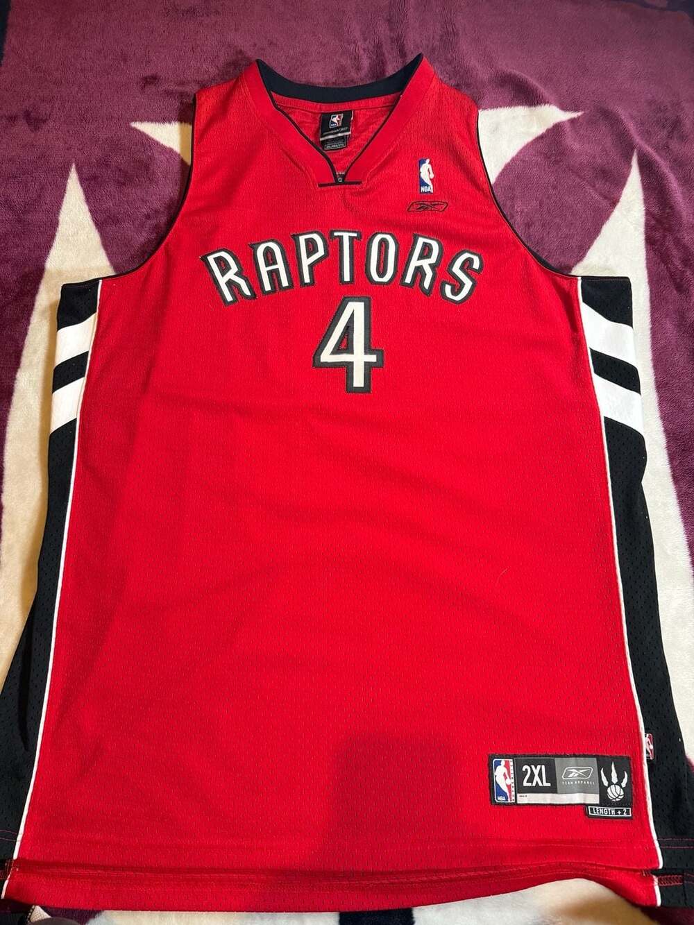 Vintage Reebok Toronto Raptors Chris Bosh #4 Red Basketball Jersey 2XL